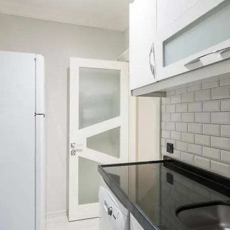 Apartment Peaceful 1 Bedroom Flat W/ac Near Taksim - 7 Min Walk *