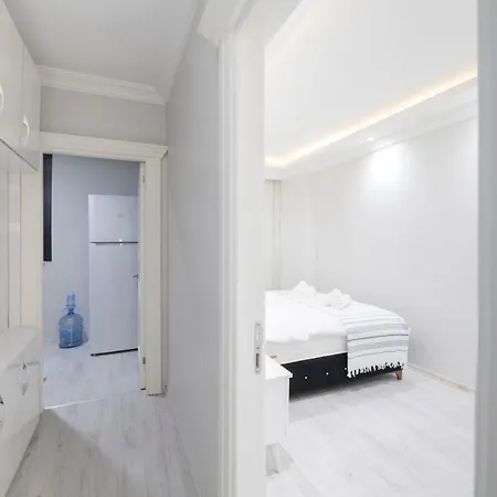 Peaceful 1 Bedroom Flat W/ac Near Taksim - 7 Min Walk Apartment *